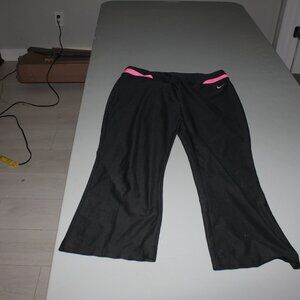 Black Nike Athletic Capris Size Small